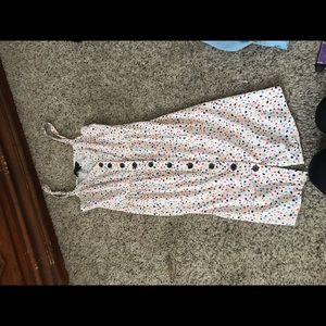 XS dress very comfortable stays out on the shoulders!